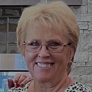 Meet your Posher, Carol